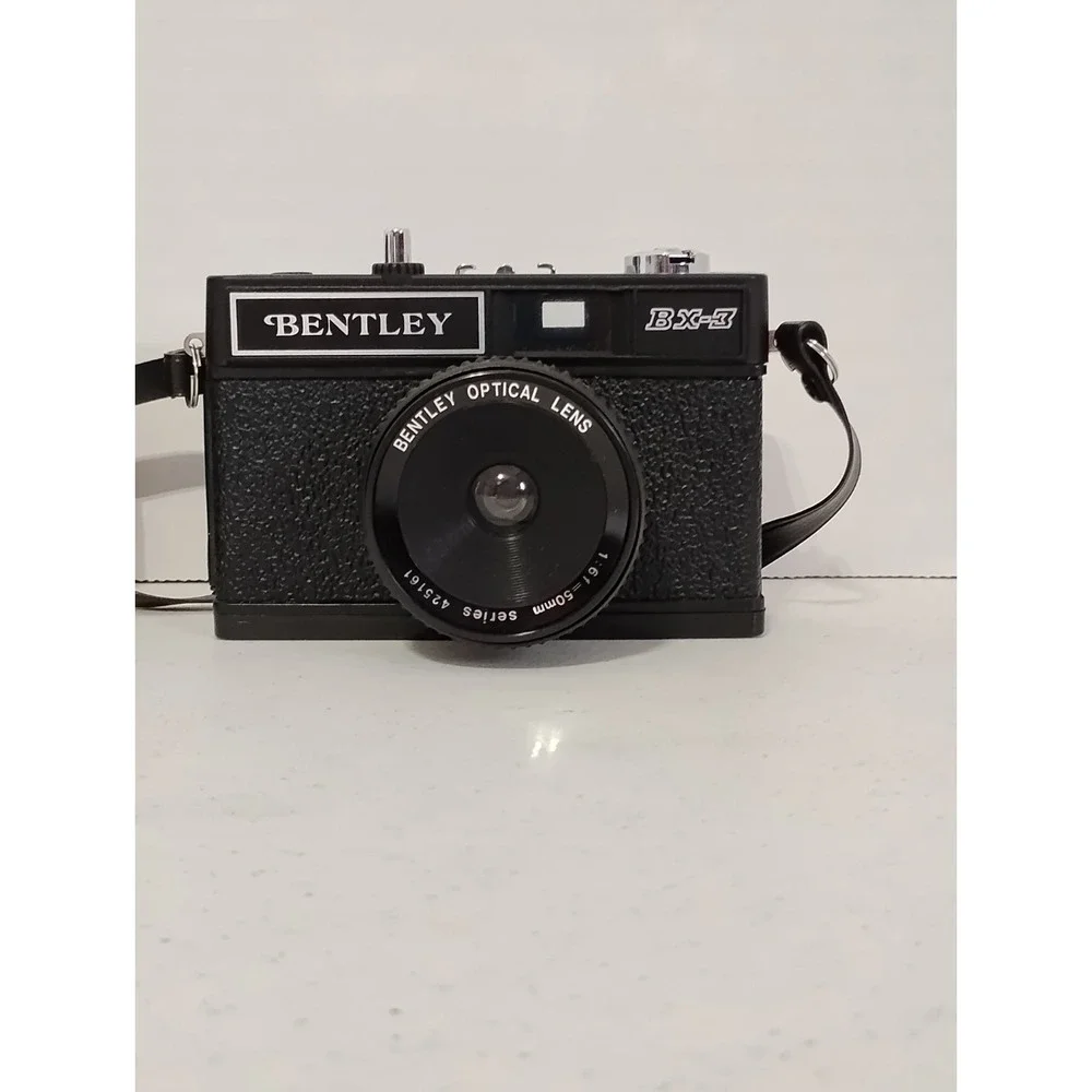 Bentley BX-3 Black 35mm Compact Film Camera Fixed Focus w/ Case & Strap